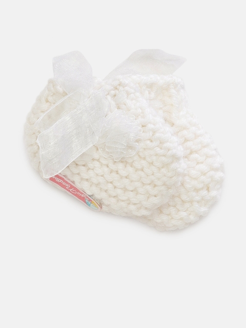 

Magic Needles Girls White Handmade Knit Crochet Woolen Booties with Bow