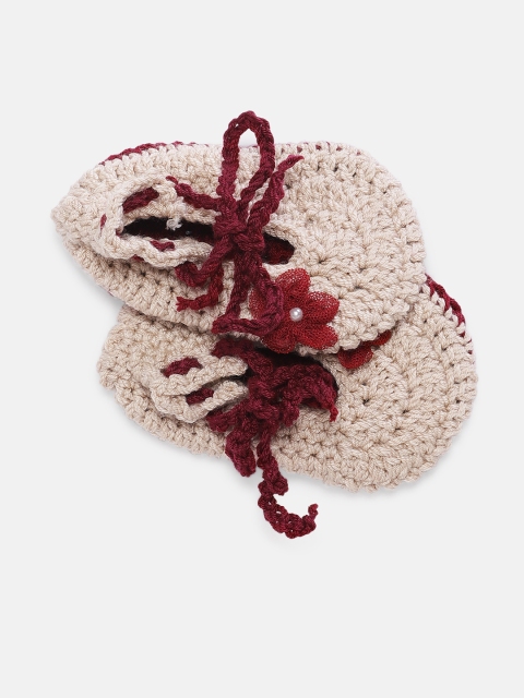 

Magic Needles Handmade Knit Crochet Woolen Autumn Winter Baby Ballerinas, Beige