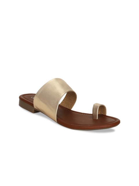 

Get Glamr Women Gold-Toned Solid One Toe Flats