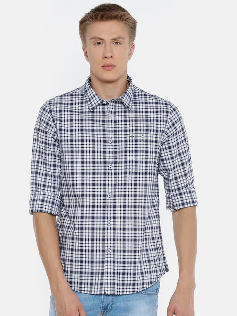 

Lee Cooper Men Navy Blue & White Regular Fit Checked Casual Shirt