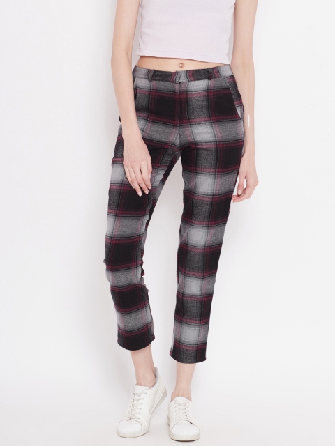 

I AM FOR YOU Women Grey & Black Tailored Fit Checked Cropped Trousers