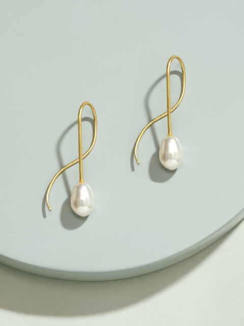 

Pipa Bella Gold-Plated & White Drop Earrings