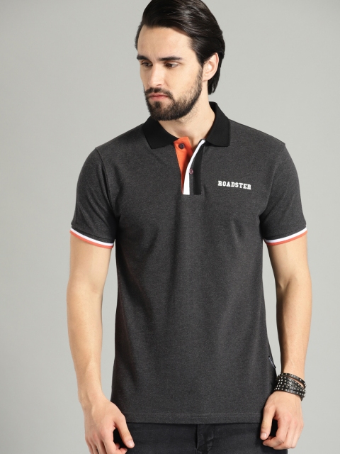 

Roadster Men Grey Melange Solid Polo Collar T-shirt