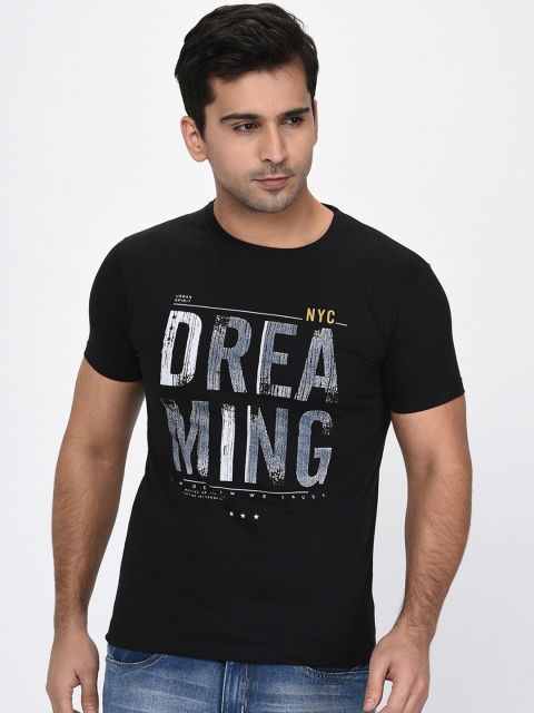 

Okane Men Black Printed Round Neck T-shirt