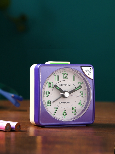 

Rhythm White Handcrafted Square Solid Analogue Table Clock