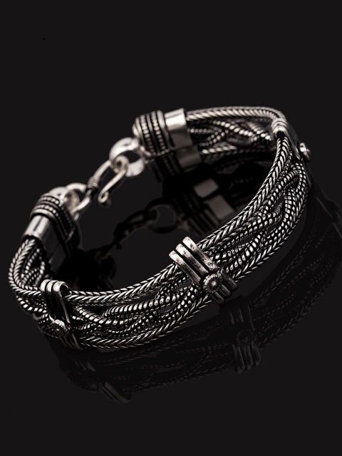 

Dare by Voylla Silver-Toned Brass Silver-Plated Handcrafted Link Bracelet