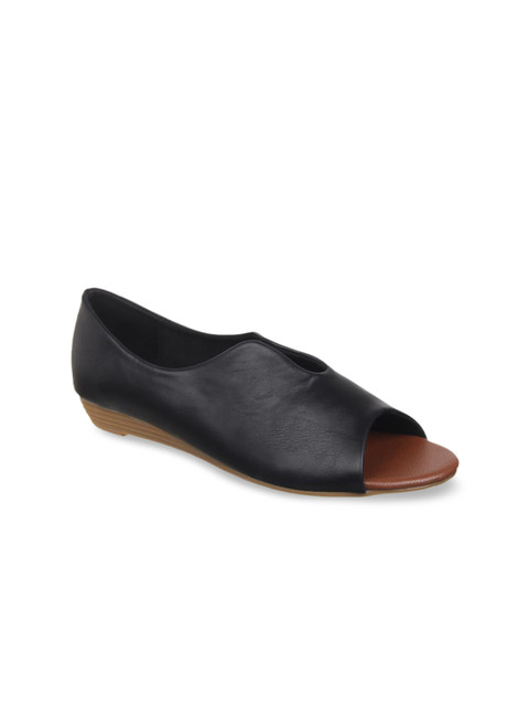 

Flat n Heels Women Black Solid Peep Toes