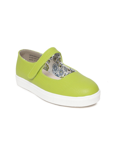 

United Colors of Benetton Women Lime Green Textured Leather Ballerinas