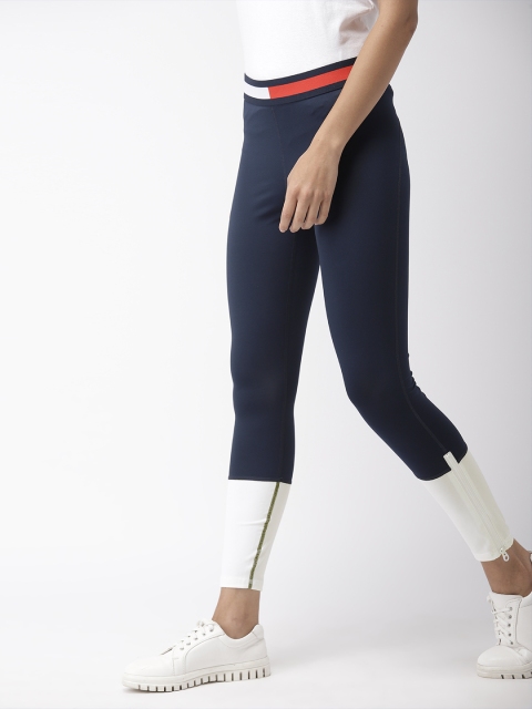 

Tommy Hilfiger Women Navy Blue & White Colourblocked Tights