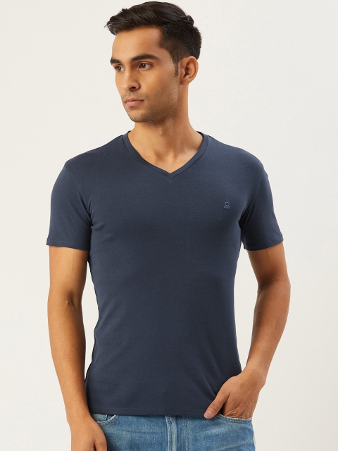

United Colors of Benetton Men Navy Blue Slim Fit Solid V-Neck T-shirt