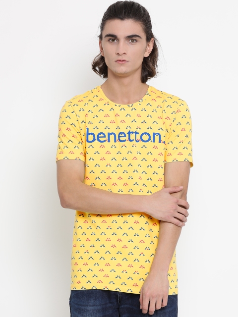 

United Colors of Benetton Men Yellow Printed Round Neck T-shirt