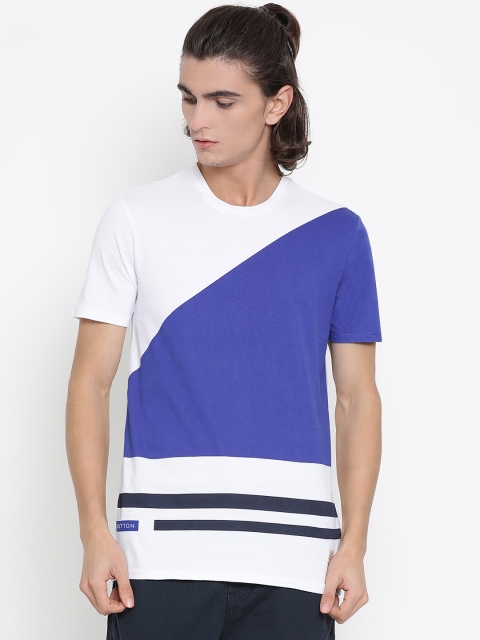 

United Colors of Benetton Men White & Blue Colourblocked Round Neck T-shirt