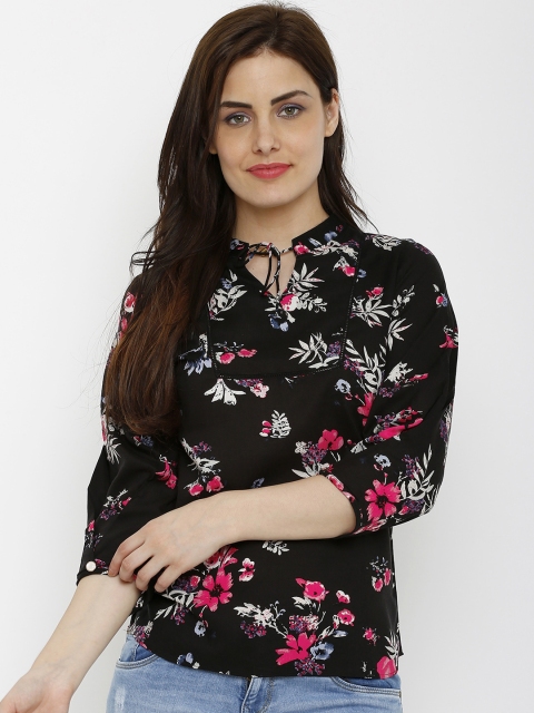

Kraus Jeans Women Black Printed Top