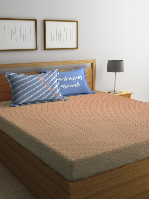 

SPACES Peach-Coloured & Brown Printed 180 TC Cotton Queen Bedsheet with Pillow Covers