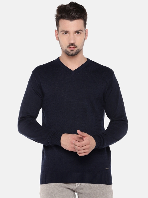 

Globus Men Navy Blue Solid V-Neck T-shirt