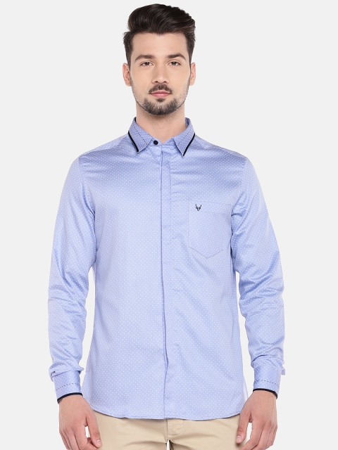 

Globus Men Blue Slim Fit Solid Casual Shirt
