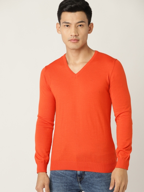 

United Colors of Benetton Men Orange Woollen Solid Sweater