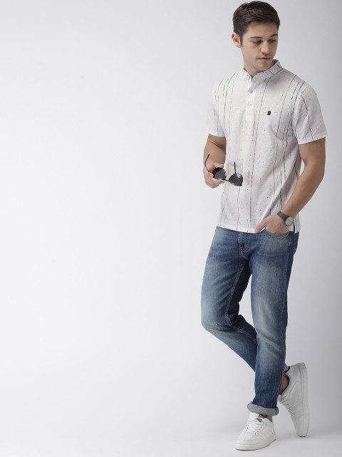 

The Indian Garage Co Men White Striped Mandarin Collar T-shirt