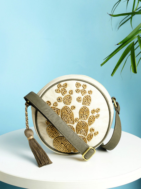 

ALII AND ALIIZEY Off-White & Gold-Toned Beaded Jute Sling Bag