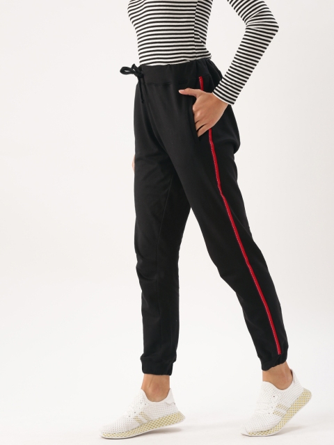 DressBerry Women Black Regular Fit Solid Joggers