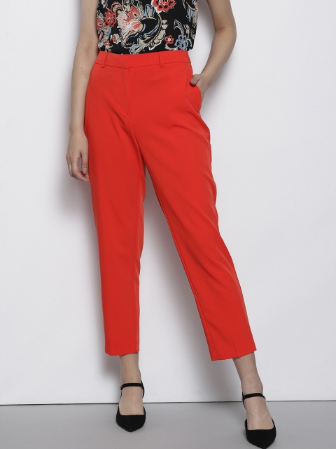 

DOROTHY PERKINS Women Red Regular Fit Solid Cropped Trousers