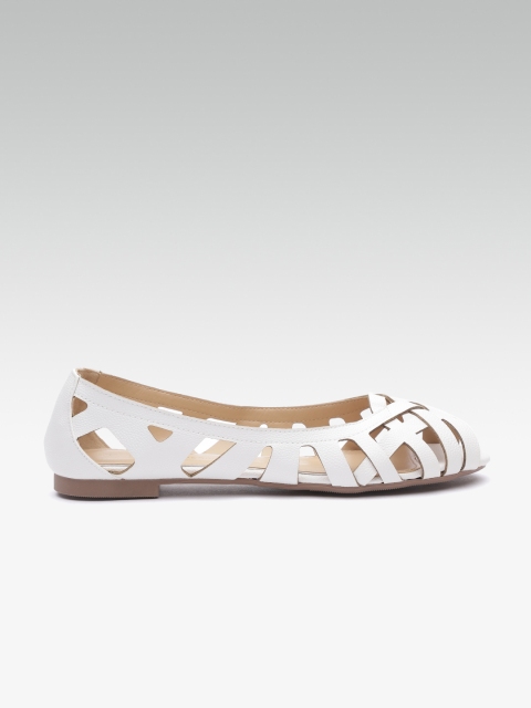 

DOROTHY PERKINS Women White Solid Cut-Out Ballerinas