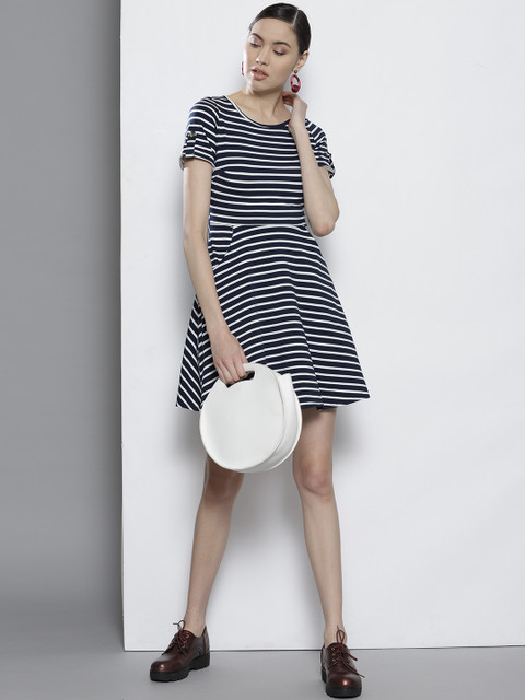 

DOROTHY PERKINS Women Petite Navy Blue & White Striped Fit and Flare Dress