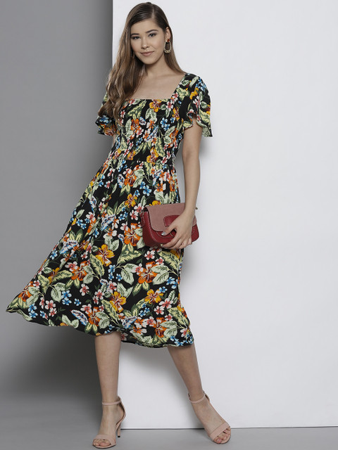 

DOROTHY PERKINS Women Black Printed Fit and Flare Dress
