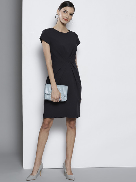 

DOROTHY PERKINS Women Navy Blue Solid A-Line Shift Dress