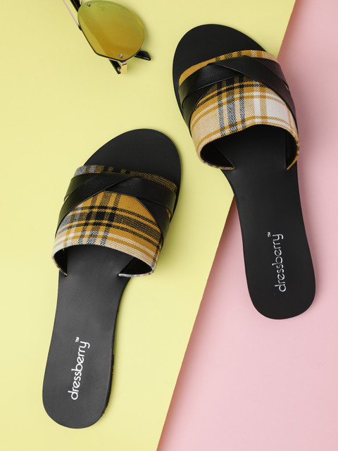 

DressBerry Women Black & Yellow Checked Open Toe Flats