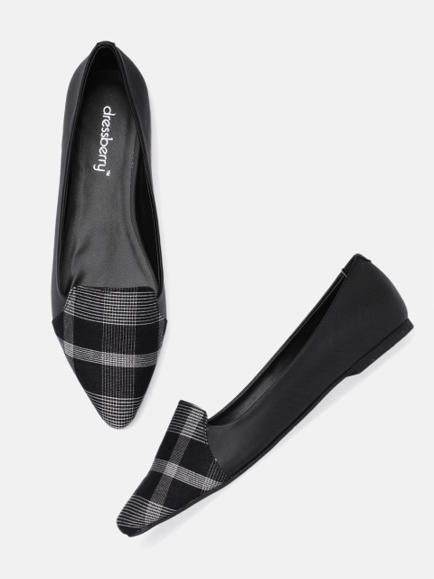 

DressBerry Women Black Printed Ballerinas