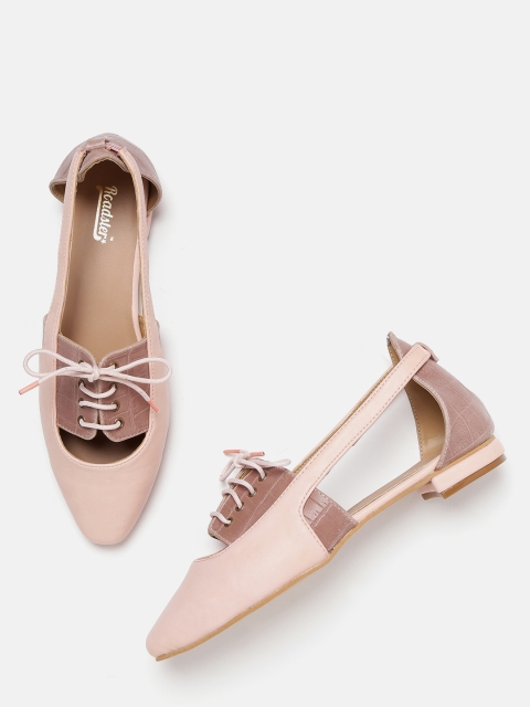 

Roadster Women Peach-Coloured & Mauve Colourblocked Flats