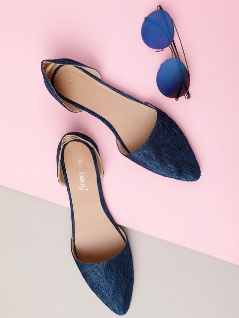 

DressBerry Women Navy Blue Textured Flats