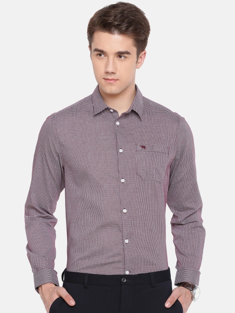 

THE BEAR HOUSE Men Maroon & Off-White Slim Fit Checked Casual Shirt
