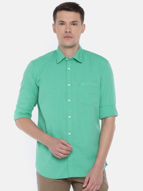 

Parx Men Green Classic Fit Solid Casual Shirt