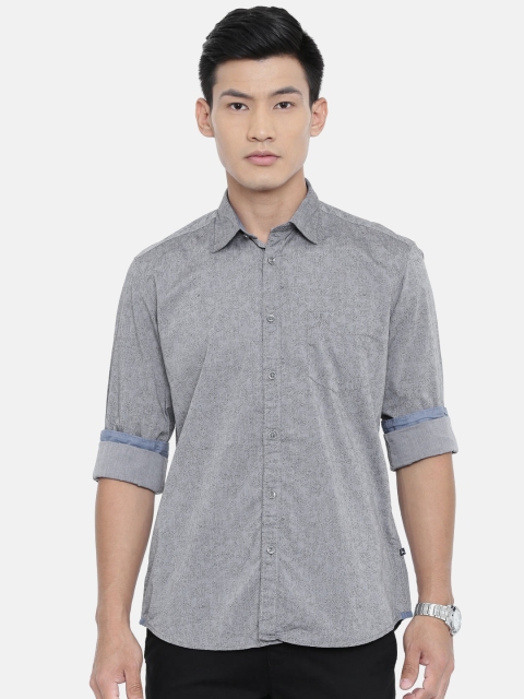 

Parx Men Grey & Black Slim Fit Printed Casual Shirt