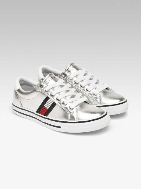 

Tommy Hilfiger Women Silver-Toned Solid Sneakers