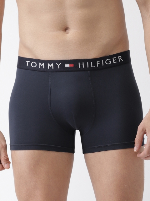 

Tommy Hilfiger Men Navy Solid Trunks P9AB4136, Navy blue