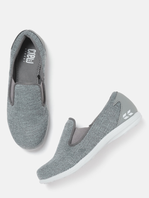 

Crew STREET Women Green & Grey Woven Design Running Shoes