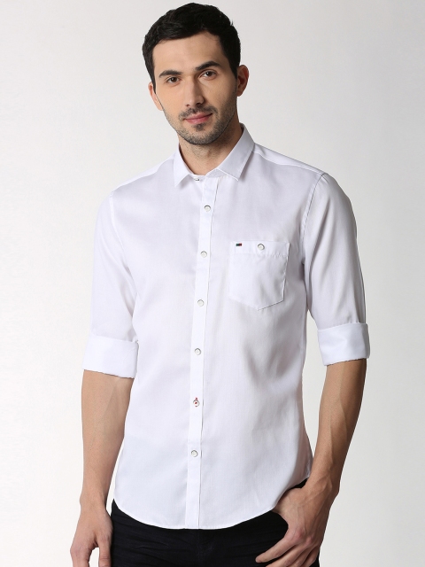 

Peter England Casuals Men White Slim Fit Solid Casual Shirt