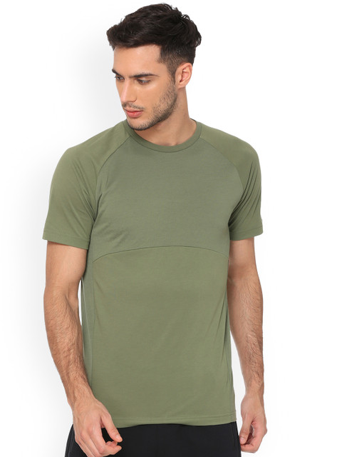 

Puma Men Olive Green Solid Round Neck Evostripe Lite T-shirt
