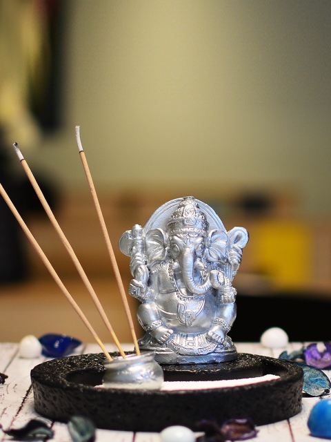 

Archies Unisex Silver-Toned Ganesha Showpiece