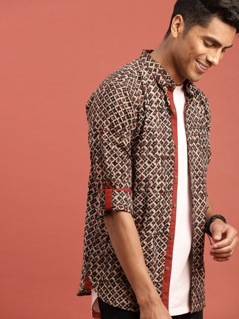 

Taavi Men Grey & Black Block Print Legacy Casual Shirt with Roll-Up Sleeves