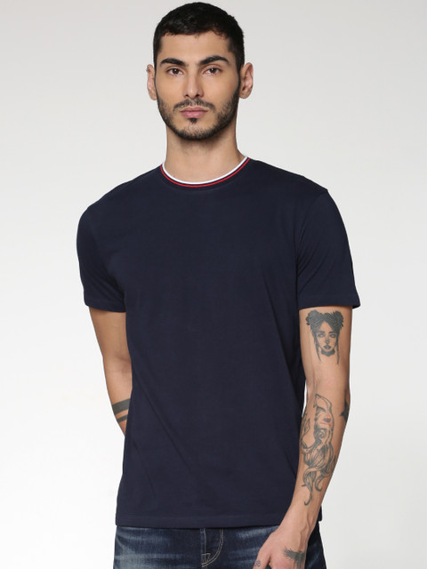 

ONLY & SONS Men Navy Blue Solid Round Neck T-shirt