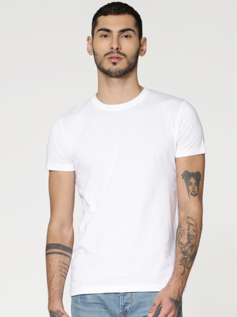 

ONLY & SONS Men White Solid Round Neck T-shirt