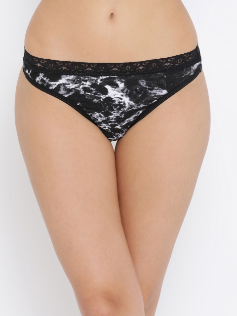 

Clovia Women Black Printed Thongs PN3178P13