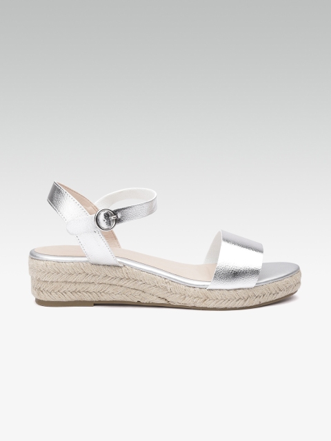 

DOROTHY PERKINS Women Silver-Toned Solid Heels