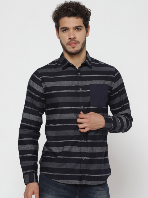 

ONLY & SONS Men Navy Blue & Grey Regular Fit Striped Casual Shirt