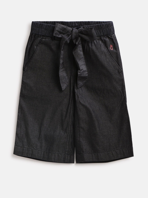 

Gini and Jony Girls Charcoal Grey Solid Regular Fit Capris