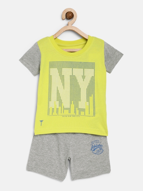 

Palm Tree Boys Lime Green & Grey Printed Clothing Set